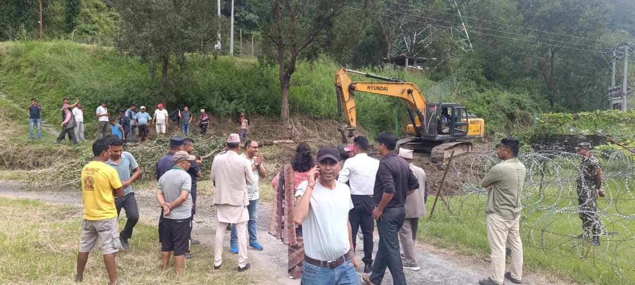 किर्नेमा सडक सुचारु, दोलखा हुँदै रामेछाप र ओखलढुङ्गा सवारी साधन जाने