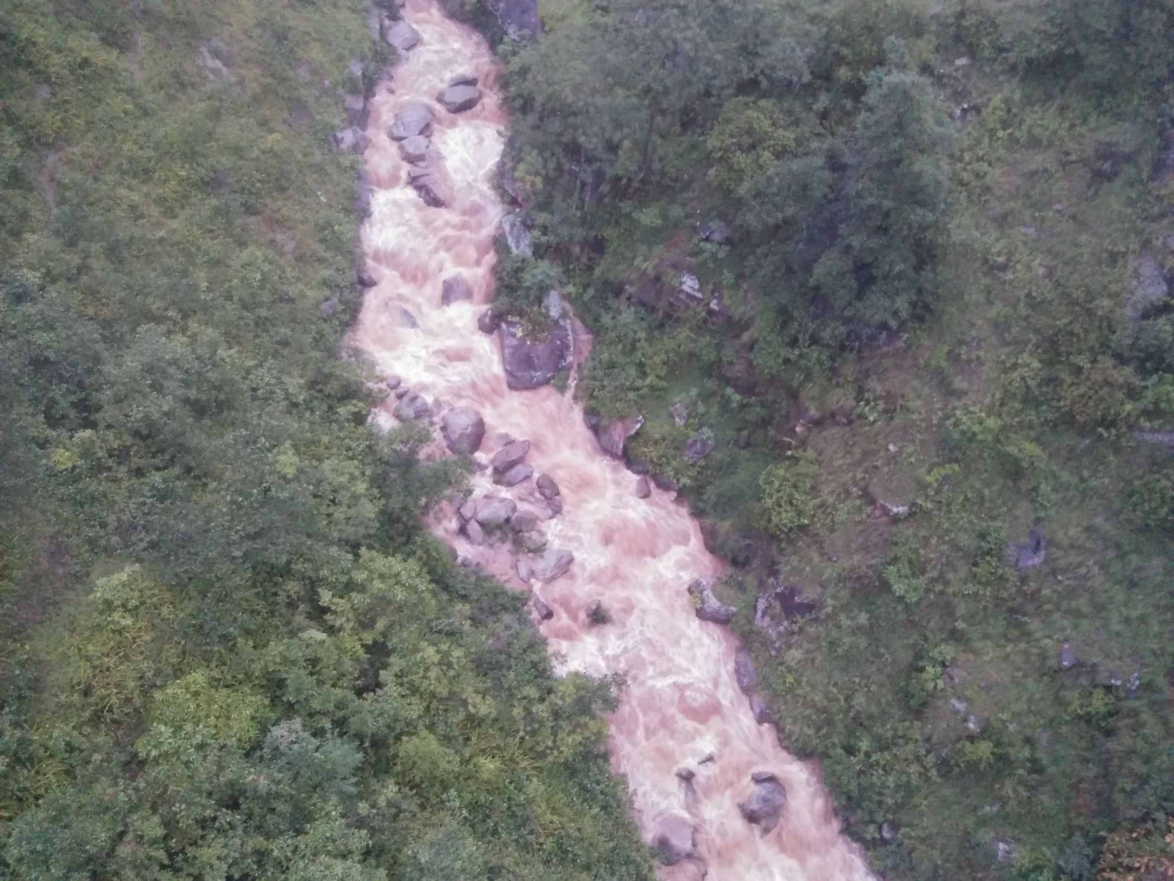 तामाकोशी नदीले सतर्कता तह पार गरेसँगै उच्च सतर्कता अपनाउन आग्रह